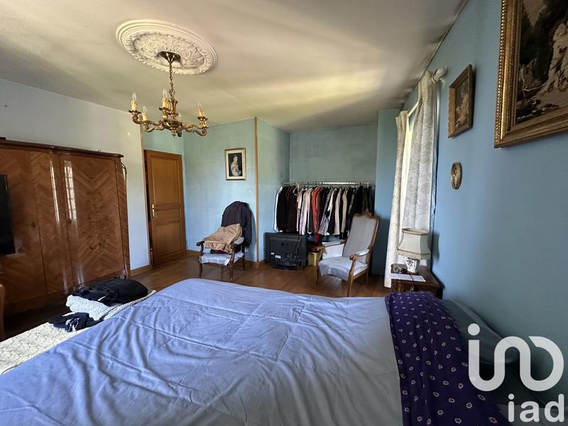 Maison - 203 m² - 5 pièces