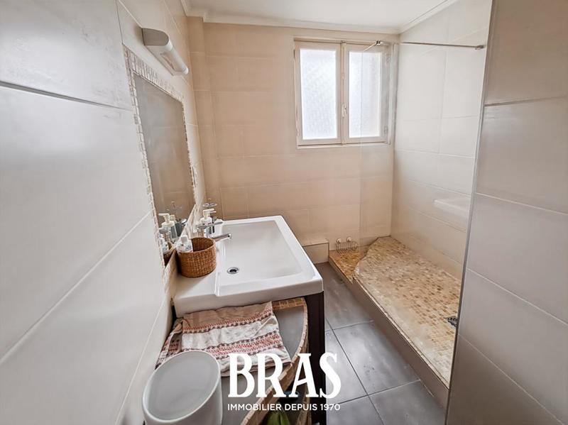 Appartement - 76 m² - 3 pièces