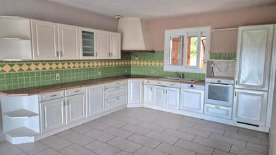 Maison traditionnelle - 114 m² - 4 pièces