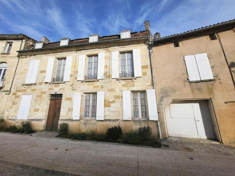 Maison - 450 m² - 12 pièces