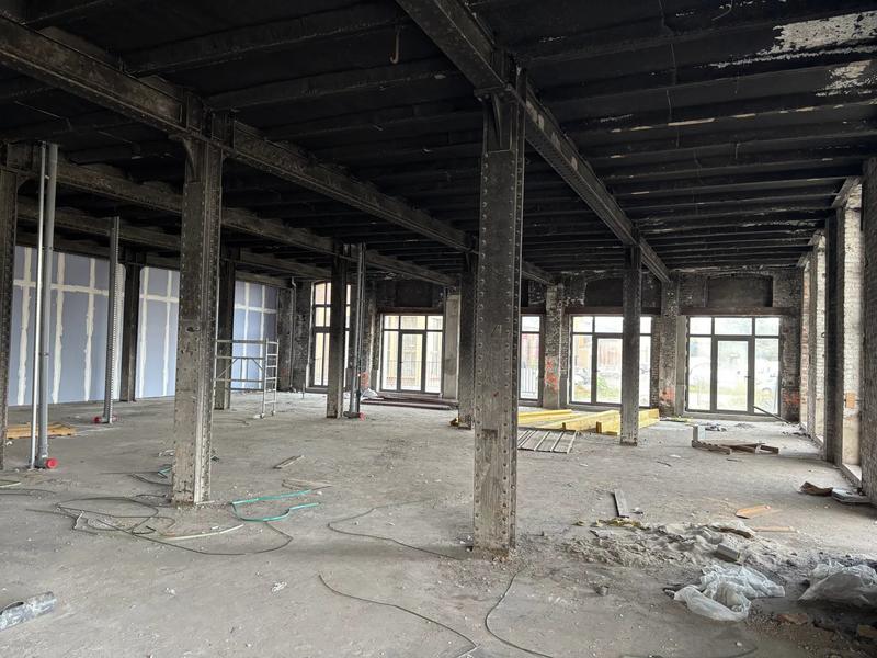 Local commercial - 304 m²