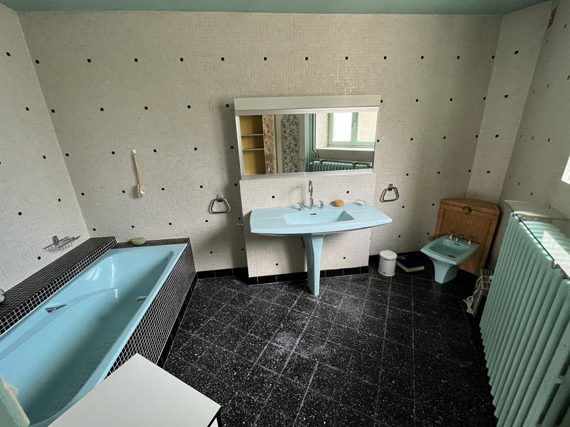 Maison - 316 m² - 7 pièces