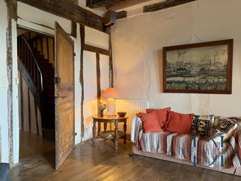 Maison ancienne - 240 m² - 6 pièces