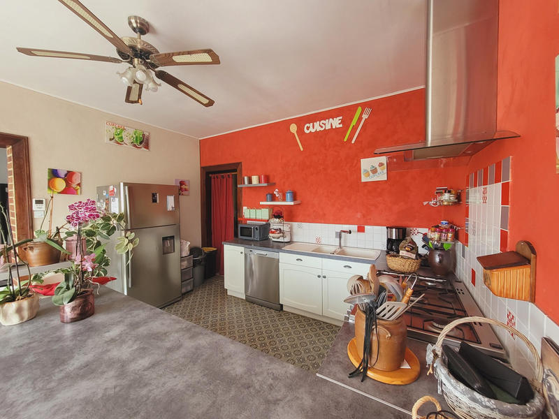 Maison - 209 m² - 8 pièces