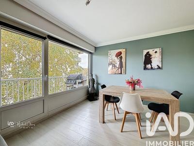 Appartement - 84 m² - 4 pièces
