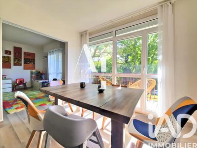 Appartement - 95 m² - 5 pièces