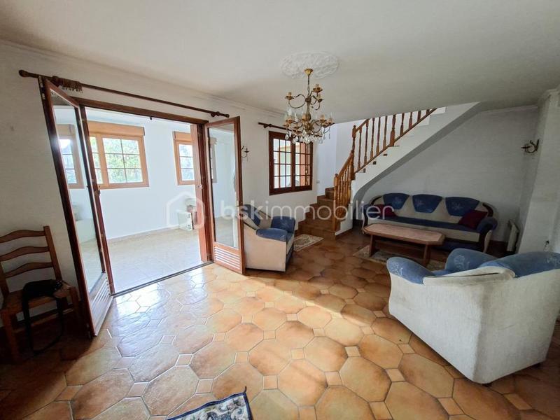 Maison - 132 m² - 5 pièces