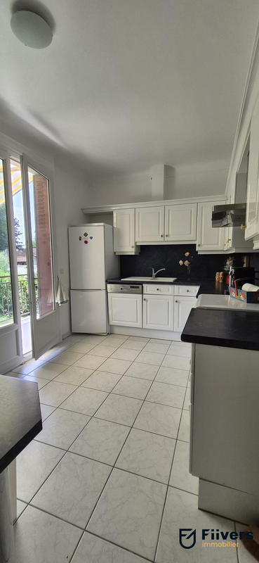 Maison - 107 m² - 5 pièces