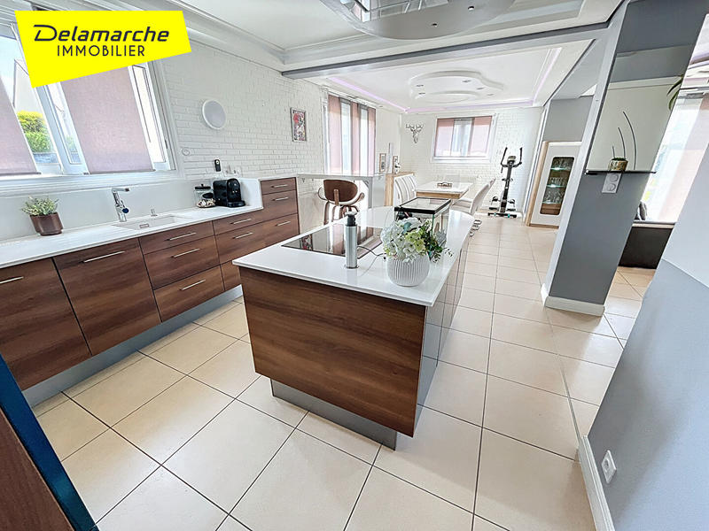 Maison - 100 m² - 6 pièces