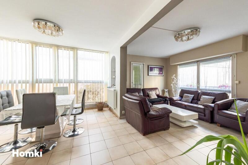 Appartement - 122 m² - 6 pièces