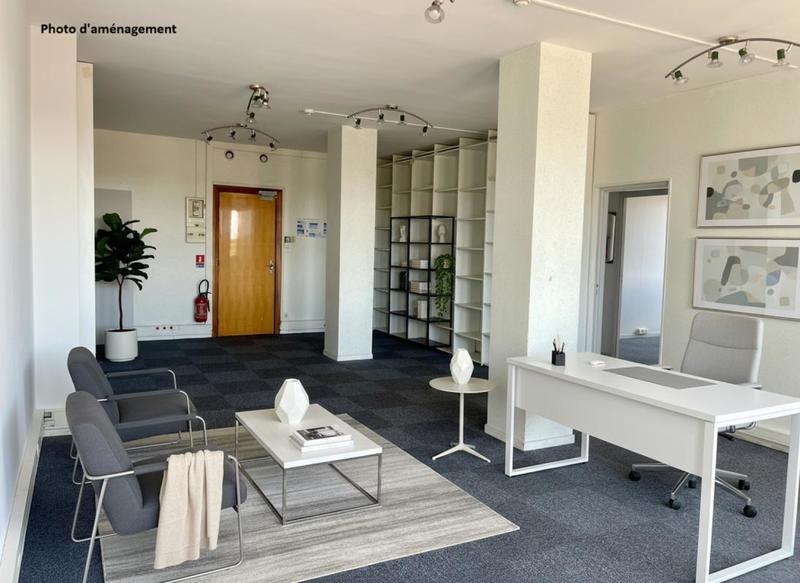 Bureau - 104 m² - 4 pièces