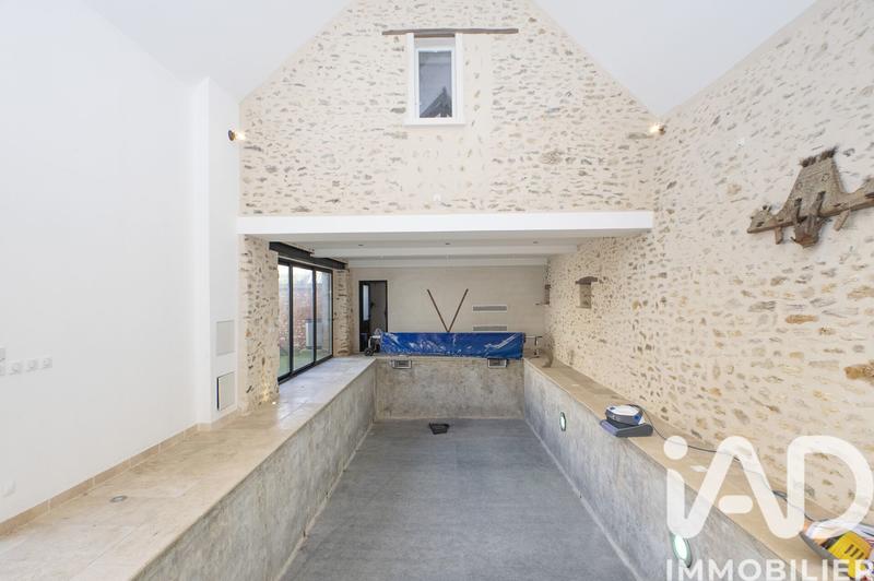 Maison de ville - 311 m² - 8 pièces