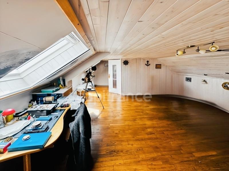 Maison en pierre - 132 m² - 7 pièces