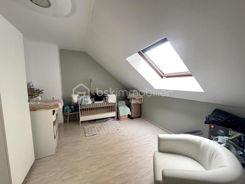 Maison jumelée - 110 m² - 5 pièces