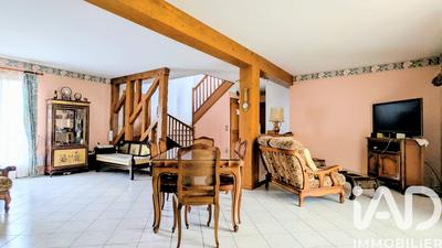 Maison - 135 m² - 6 pièces
