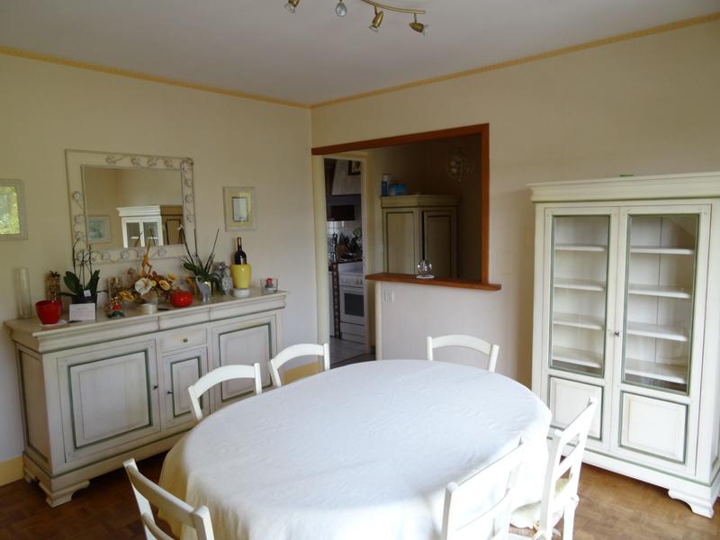 Maison traditionnelle - 87 m² - 6 pièces