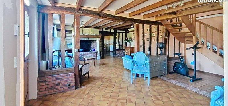 Maison - 205 m² - 8 pièces