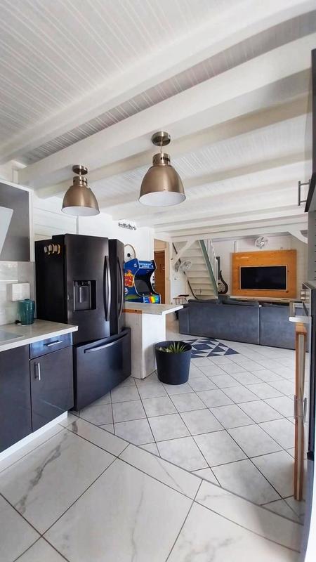 Maison - 150 m² - 6 pièces