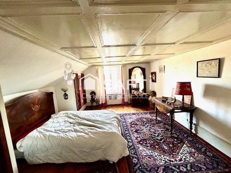 Maison - 189 m² - 8 pièces