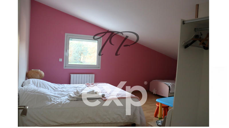 Villa - 330 m² - 10 pièces