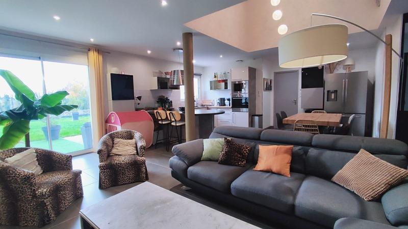 Maison - 160 m² - 5 pièces