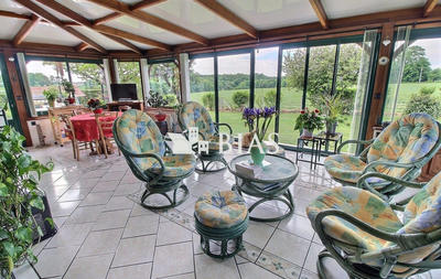 Maison traditionnelle - 150 m² - 6 pièces