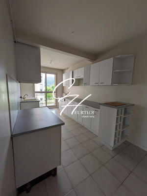 Appartement - 91 m² - 5 pièces