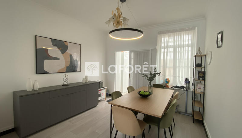 Maison - 90 m² - 4 pièces