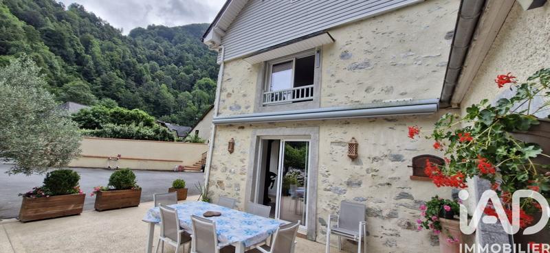 Maison de village - 111 m² - 6 pièces