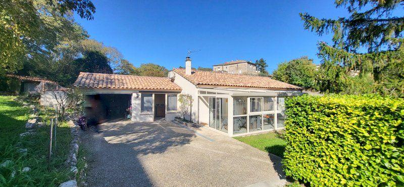 Maison - 102 m² - 6 pièces