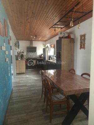 Villa - 190 m² - 6 pièces