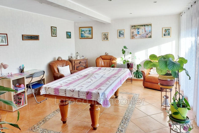 Maison - 272 m² - 8 pièces