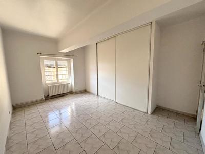 Appartement - 84 m² - 3 pièces