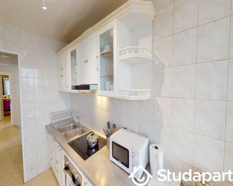 Chambre - 70 m² - 1 pièce