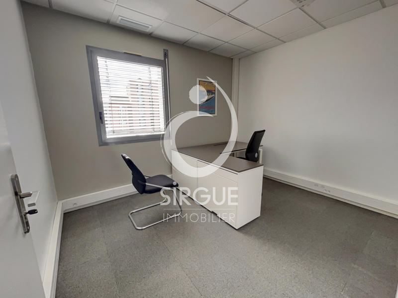 Bureau - 122 m²
