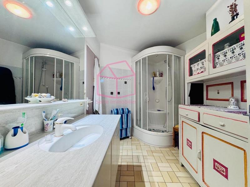 Maison - 140 m² - 7 pièces