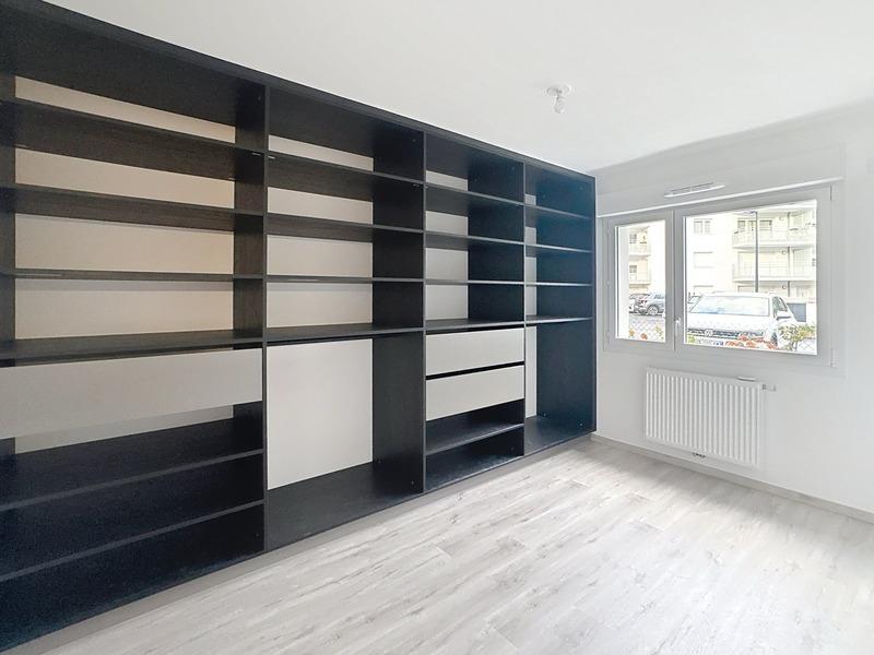 Appartement - 104 m² - 5 pièces