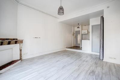 Studio - 27 m² - 1 pièce