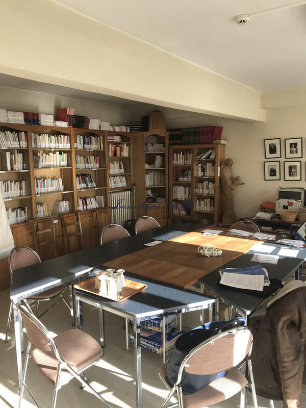 Maison - 550 m² - 21 pièces