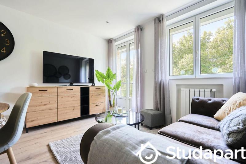 Chambre - 10 m² - 1 pièce