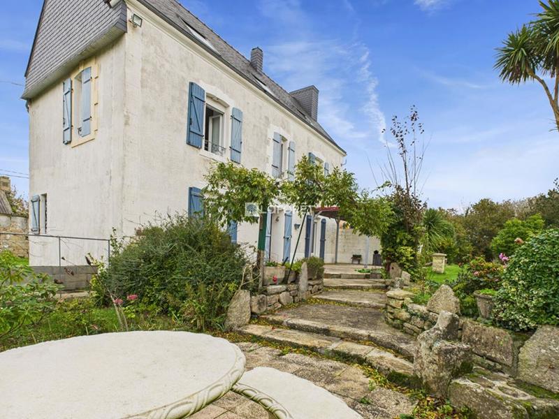 Propriété - 95 m² - 4 pièces