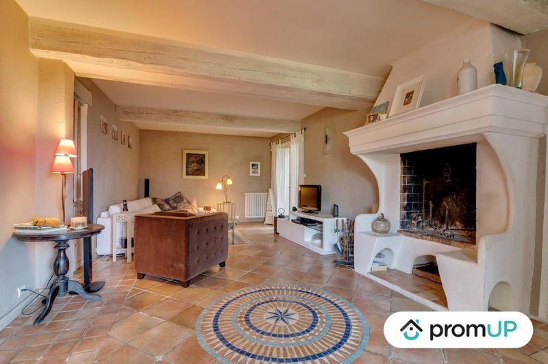 Maison - 187 m² - 7 pièces