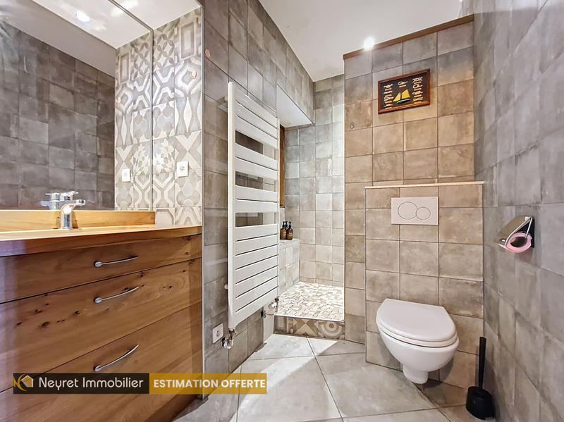 Maison - 162 m² - 7 pièces