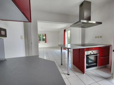 Maison - 145 m² - 6 pièces