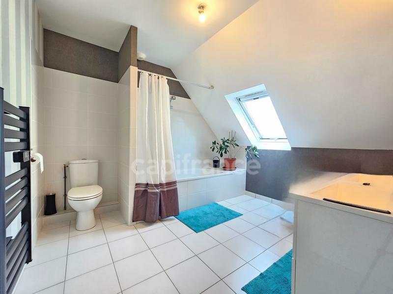 Maison - 115 m² - 6 pièces