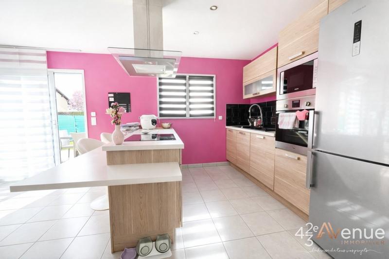 Maison - 87 m² - 4 pièces