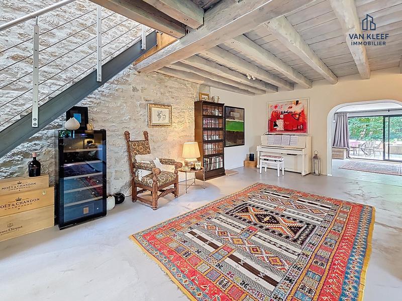 Maison - 187 m² - 5 pièces