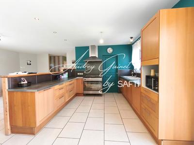 Maison - 134 m² - 6 pièces