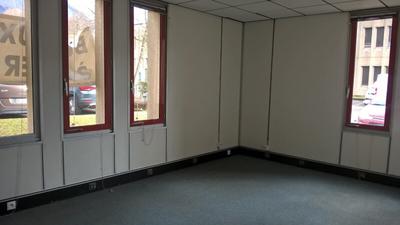 Bureau - 138 m² - 6 pièces