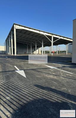 Entrepôt - 2 160 m²